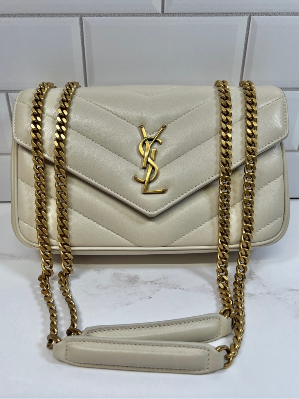 YSL Yves Saint Laurent Loulou Matelasse Lambskin Shoulder Bag Crossbody Purse